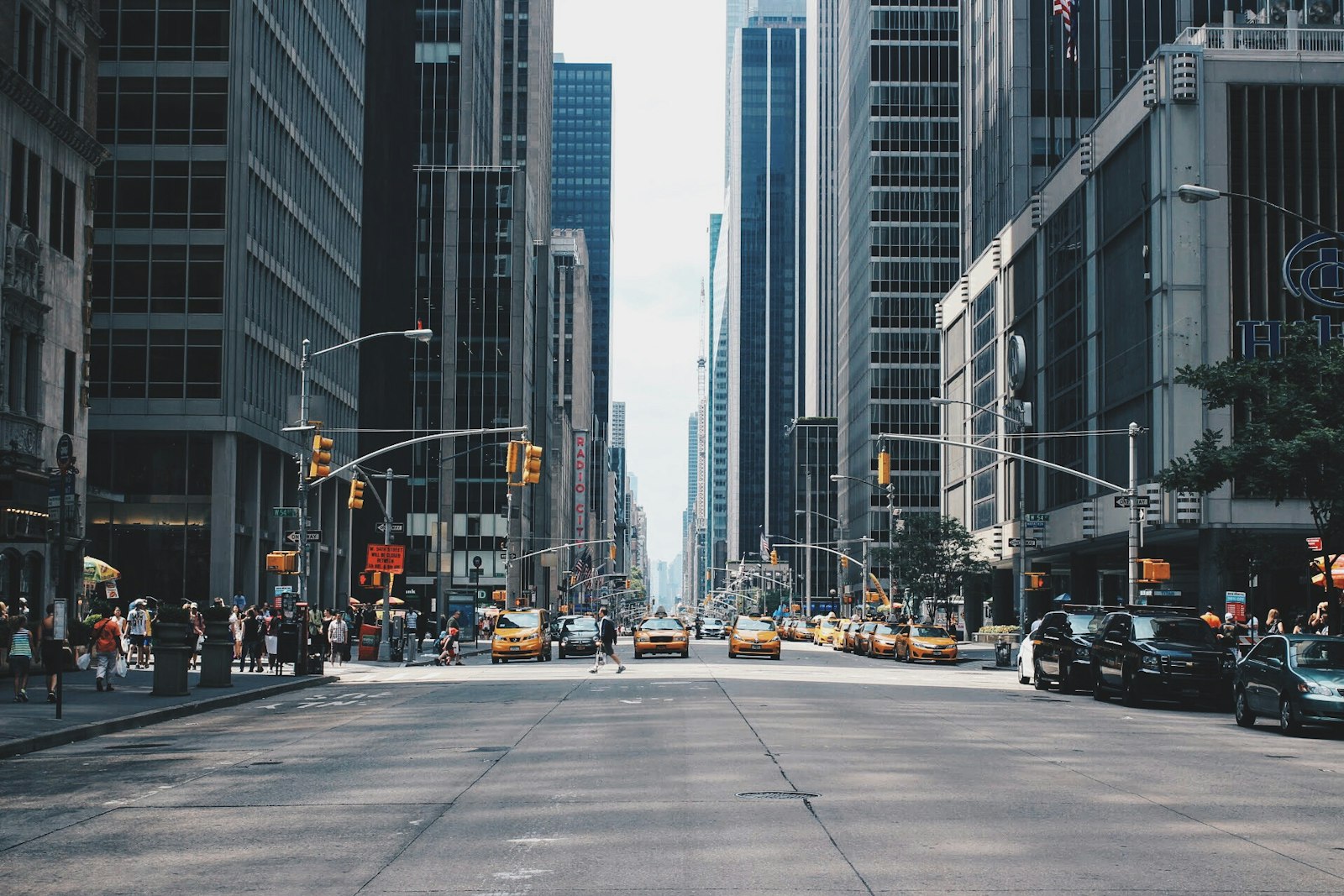 Corporate skyline mission backdrop - public/images/about/quote-bg.png